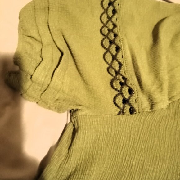 Adrienne Vittadini Olive Green Peasant Style Top - Tie Neck - Woman's Plus 2X - Picture 2 of 4